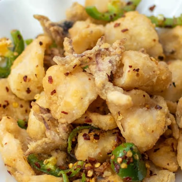 Delicious Calamari: A Must-Try Appetizer